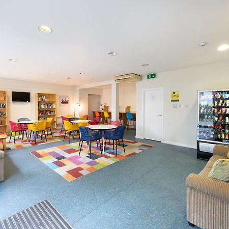 Victoria Lodge - Ucc Summer Beds คอร์ก ภายนอก รูปภาพ