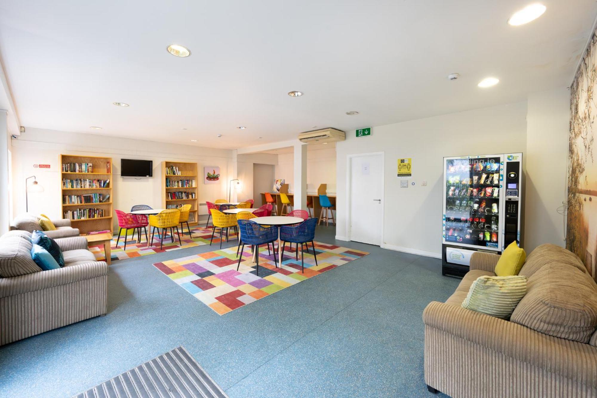 Victoria Lodge - Ucc Summer Beds คอร์ก ภายนอก รูปภาพ